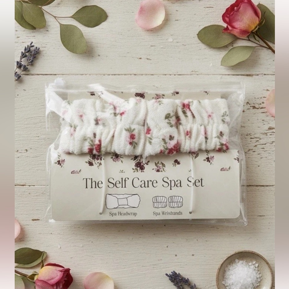 Wild Fable Floral Spa Set - White and Pink